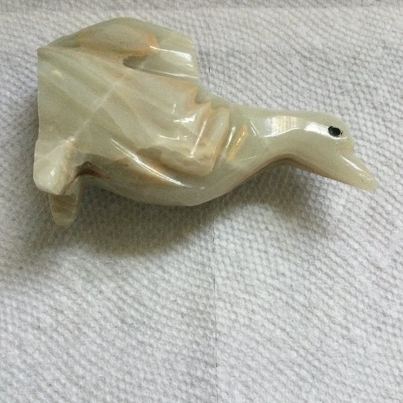 Small carved solid stone bird figurine pen holder onyx green white brown - Picture 3 of 6